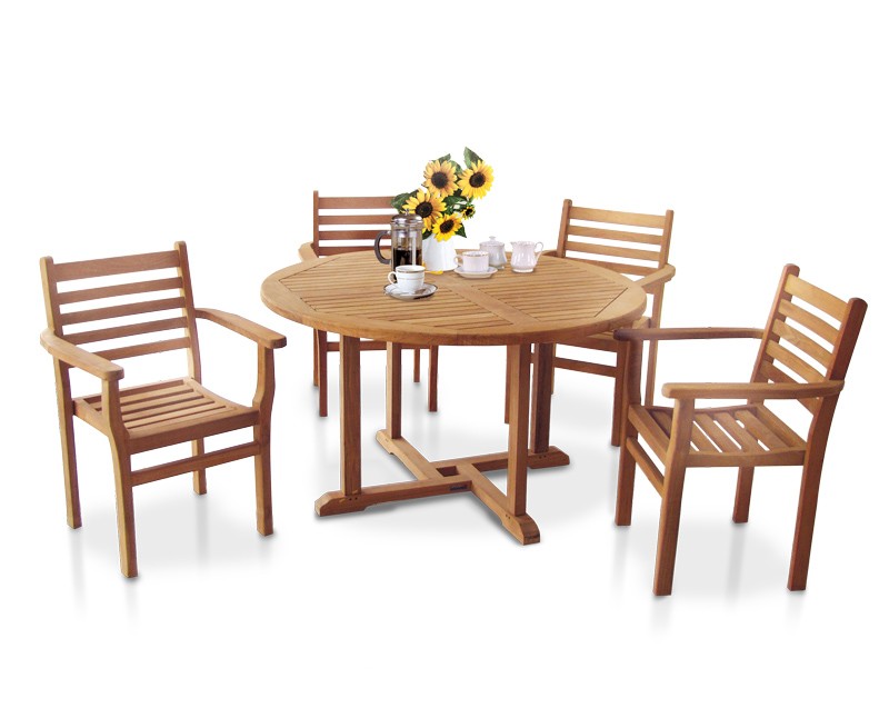 Canfield Round 1.3m Table & 4 Yale Stacking Chairs